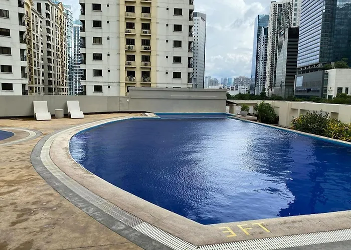 Forbeswood Garden Parklane Bgc * Manila